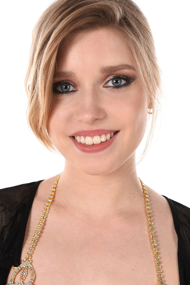 Мирослава, 32 года, 5 размер груди